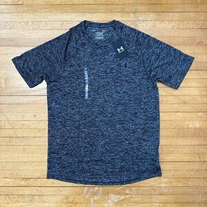 Under Armour T-Shirt Medium